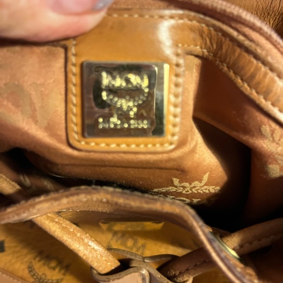 GUC Authentic Vintage MCM Heritage Visetos Monogram Drawstring Bucket Crossbody - Picture 7 of 8